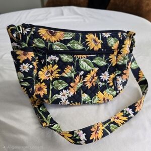 🌻Vera Bradley Sunflower 🌻 Quilted Crossbody Bag